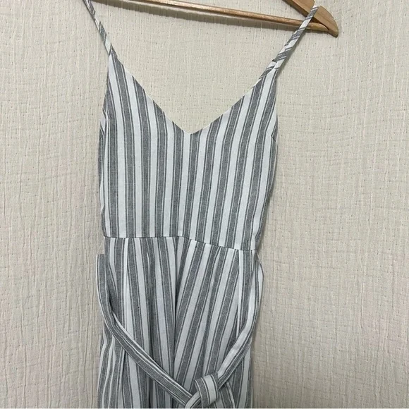 Lulus Nelson Gray and White Striped Midi Dress (XS) Excellent Condition - Picture 10 of 11